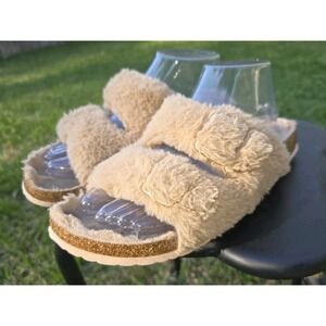 Womens Birkenstock Arizona Shearling Big Buckle Beige Slide Sandals Size 8